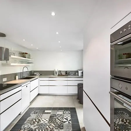 Villa Elegant Au Coeur Du Village Apartment