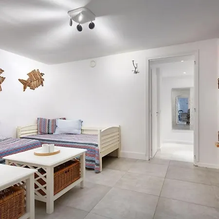Villa Elegant Au Coeur Du Village Apartment